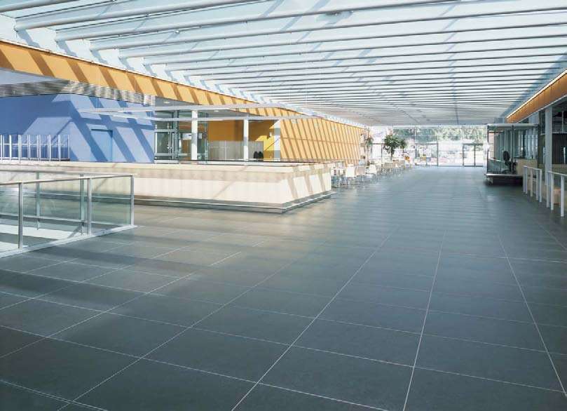 Pavimenti e rivestimenti da interno ed esterno in gres per la casa Gzeta Varzo design
